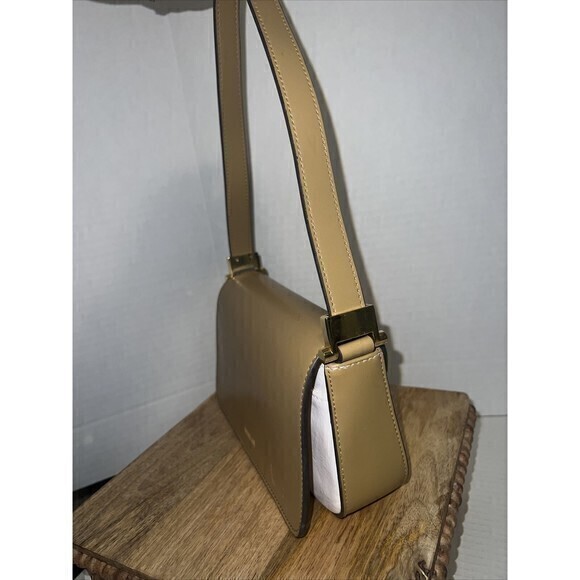 MONDANI NEW YORK Simulated Leather Hand/Shoulder Bag Color Tan and White.‎ - Picture 7 of 7